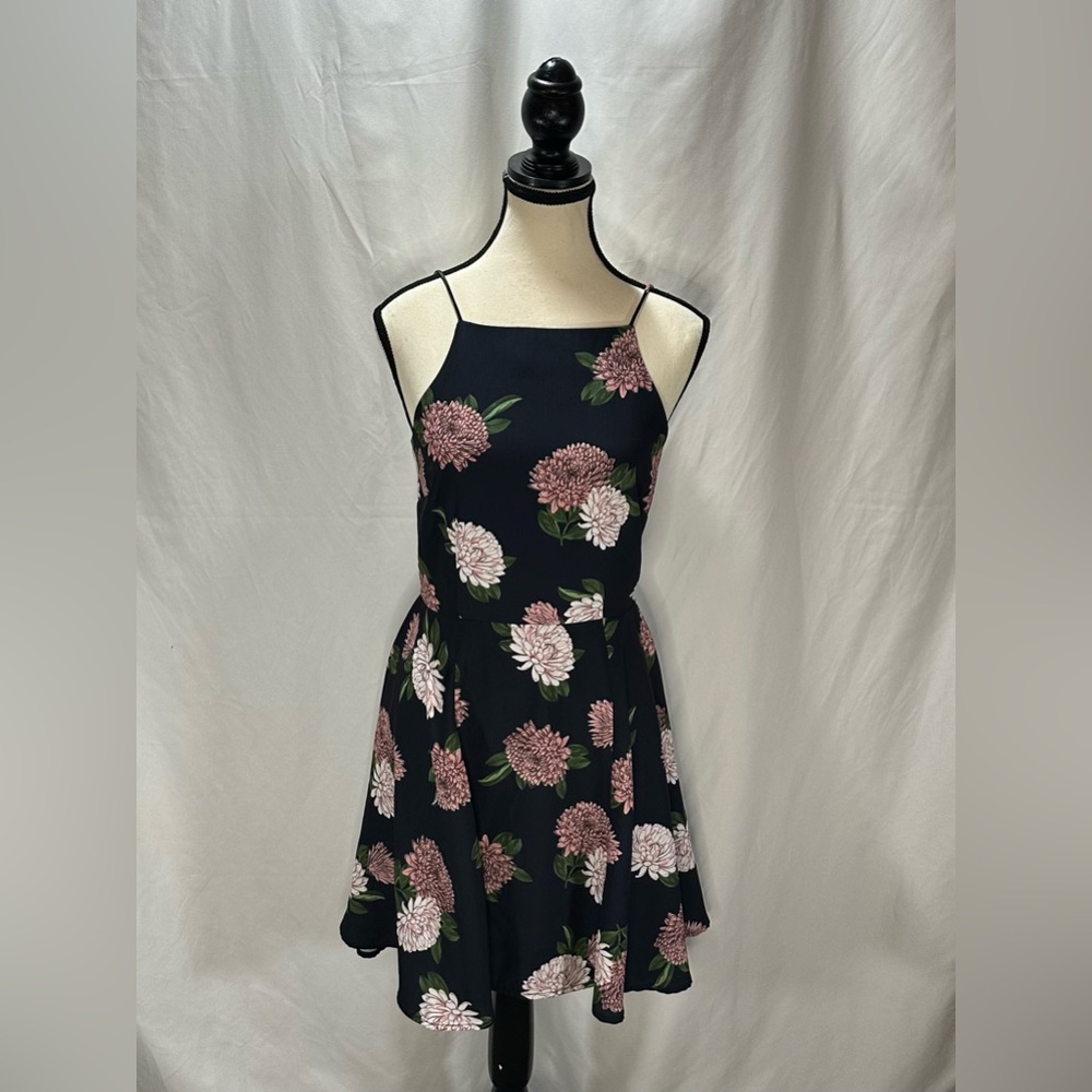 Keepsake The Label Floral Dress Fit And Flare Skater Mini Size Medium - Picture 2 of 13